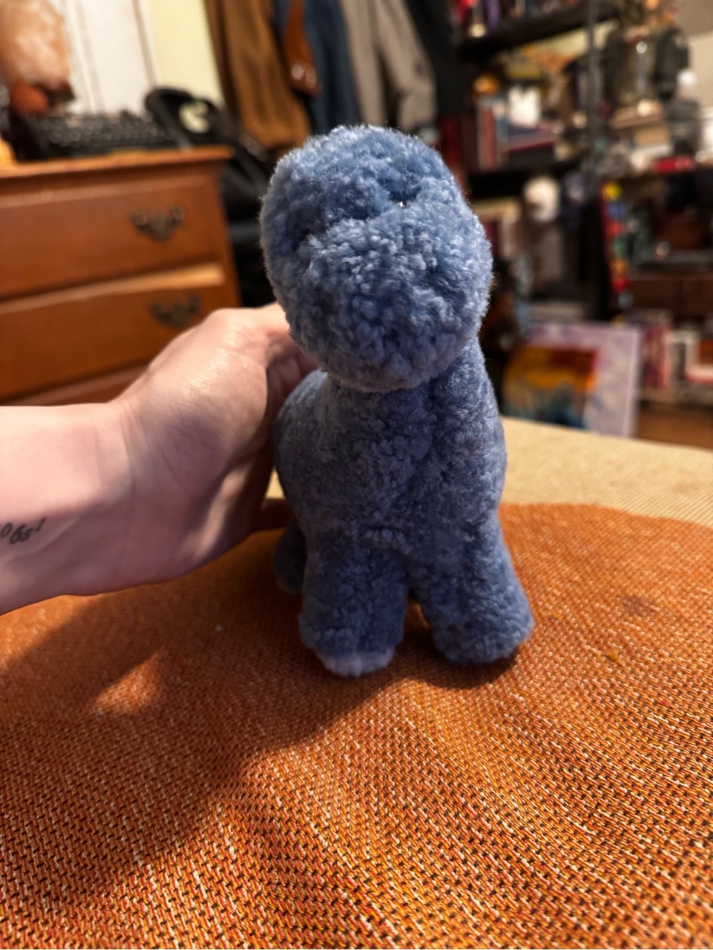 🦕Limited Edition Coach Buddy Brontosaurus Dinosaur Plushie Charm || NWOT🦕 - Picture 7 of 12